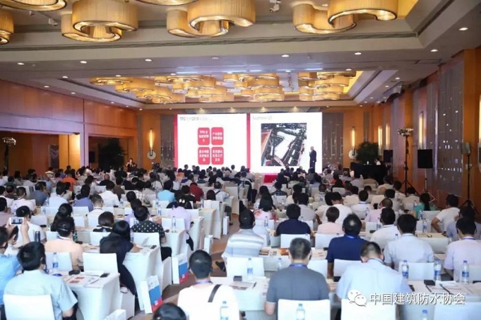 2019上海常驻人口_上海已经建成覆盖2400万常住人口、200多万家企业的地理基础(2)